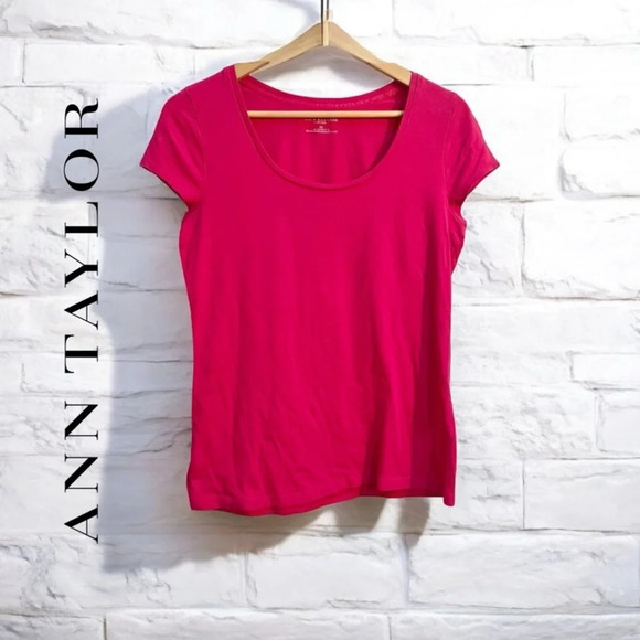 Ann Taylor Tops - Ann Taylor Magenta Pink Cap Sleeve Tee Shirt, M